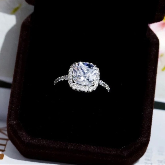 ✨Sparkling Square Halo✨ - Picture 2 of 6